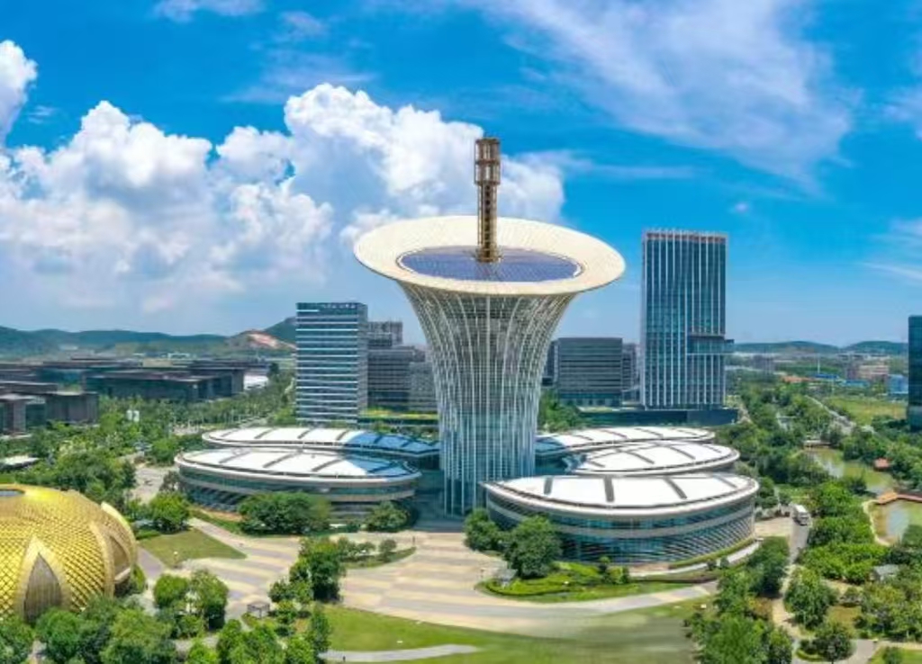 湖北武漢東湖新技術(shù)開發(fā)區(qū)軍事五項場地體育場